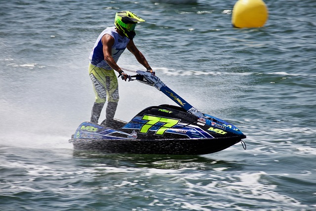 里这两位球 里这两位球