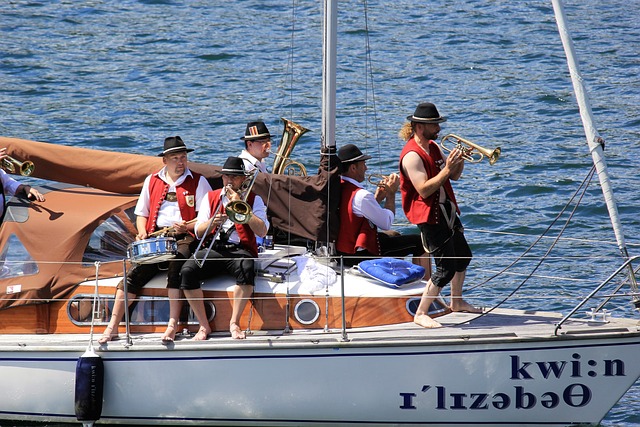 并不鲜见 并不鲜见